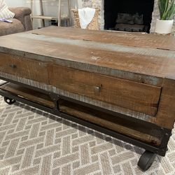 Rustic Coffee Table On Wheels