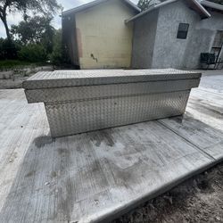  Truck Bed Toolbox 