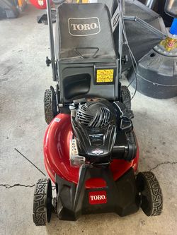 Toro 2WD self-propelled lawnmower