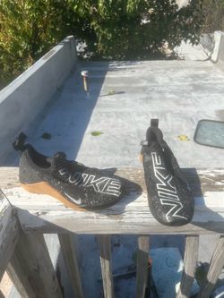 Nike running sneakers size 9 men
