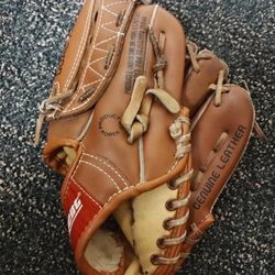 Regent Baseball Gloves 