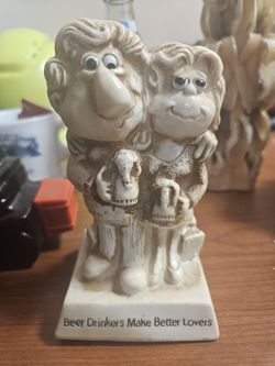 1976 Russ Berrie Statue