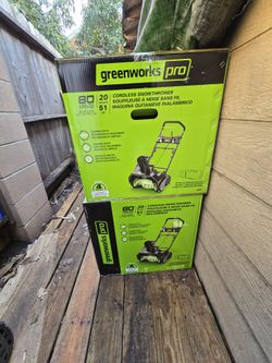 Greenworks 80V (75+ Compatible Tools) 20” Brushless Cordless Snow Blower, 2.0Ah Battery and Charger Included