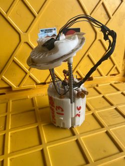 2013 dodge charger fuel pump  3.6