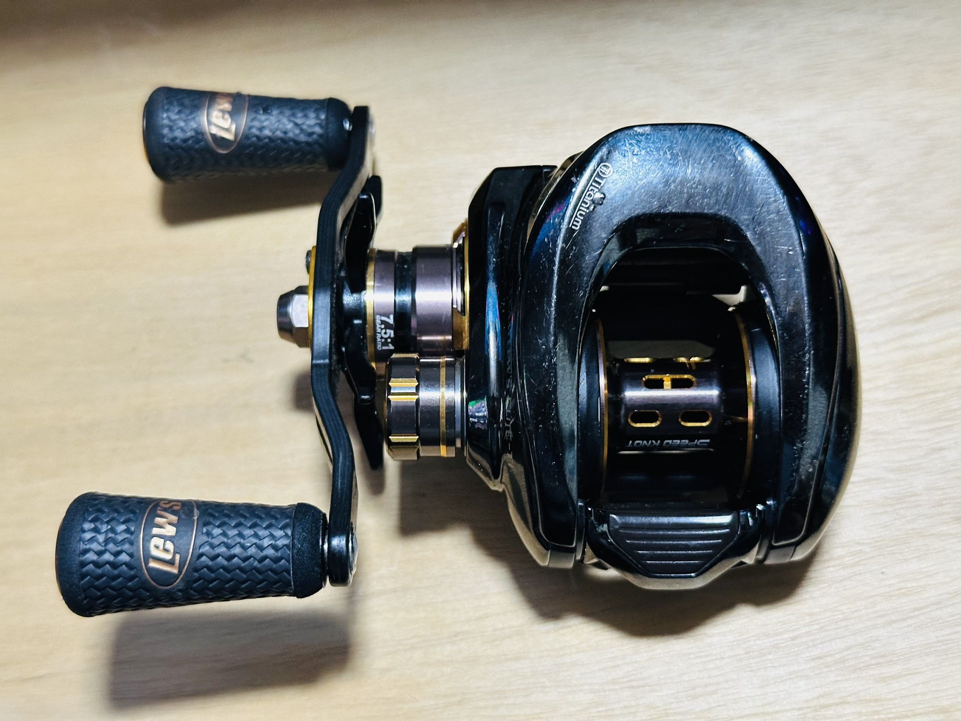 Lew's Elite Ti Speed Spool ET1SH 7.5:1 (Offers Welcomed)