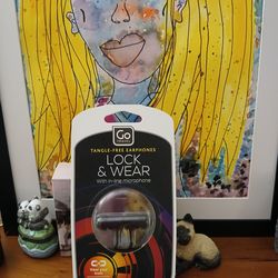 *New Wired Ear Buds/Microphone*