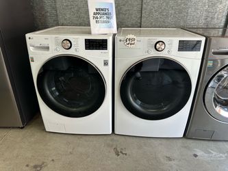 LG Washer And Gas Dryer Set ThinQ