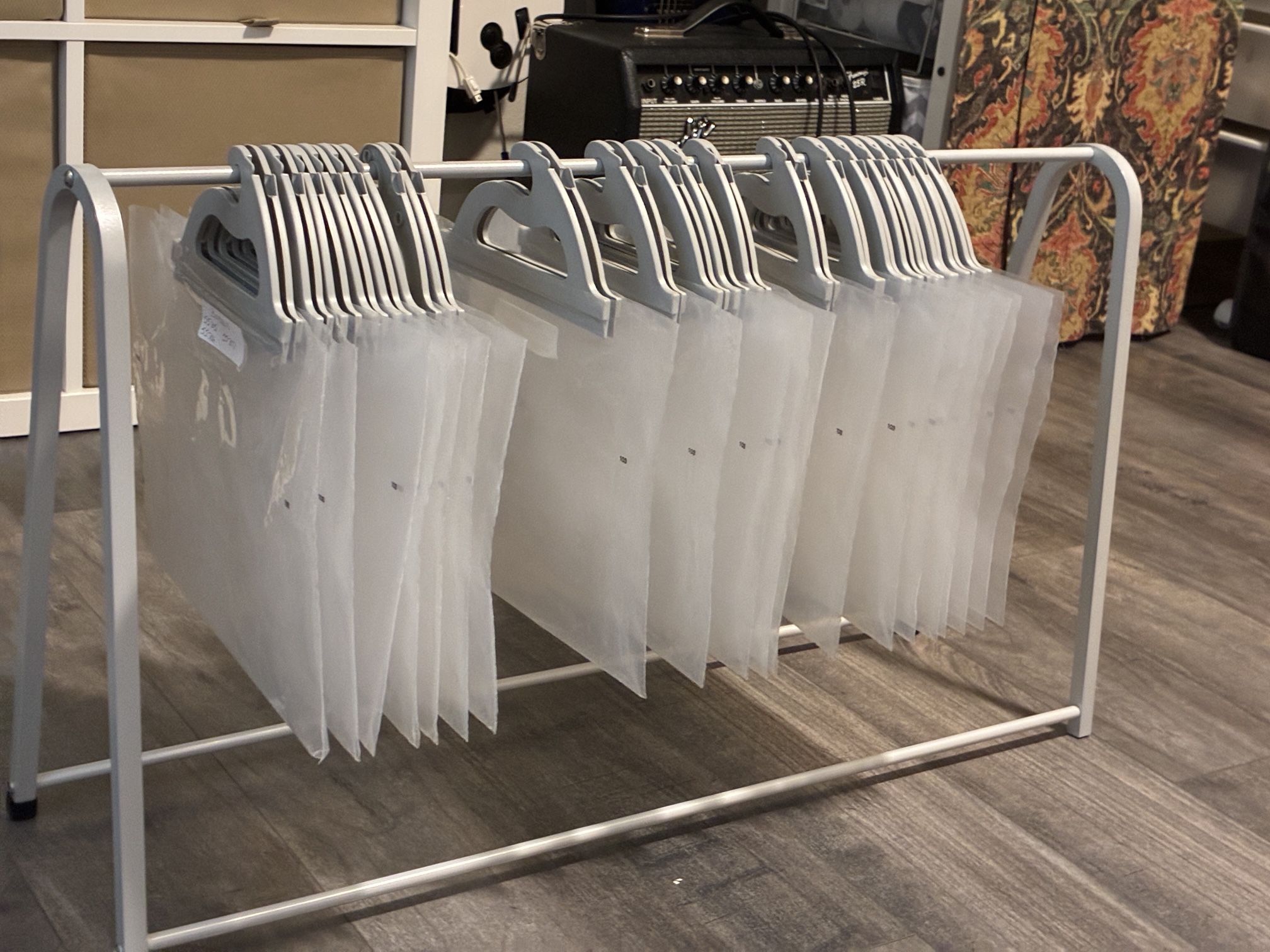 HangUp Rack System With Bags