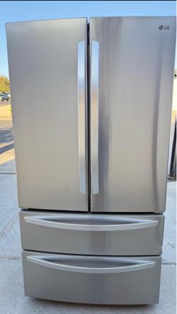 Refrigerator LG Stainless Steel Counterdepth.