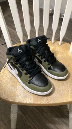 Jordan 1 mid, black white olive, size 7