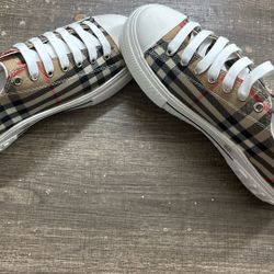 Burberry Check Sneakers