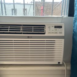 LG Window AC Unit With Remote