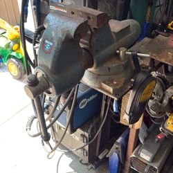 Wilton 4” Vise 