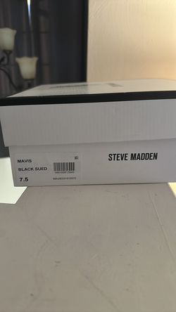 Steve Madden Mavis size 7.5 (woman)