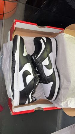 Nike dunk retro’s size 8.5  men black and white never worn