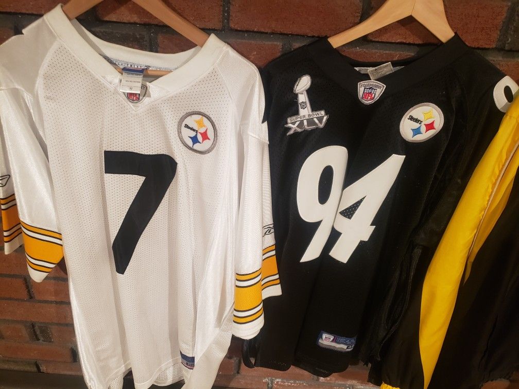 STEELERS COLLECTABLE GEAR for Sale in Queens, NY - OfferUp