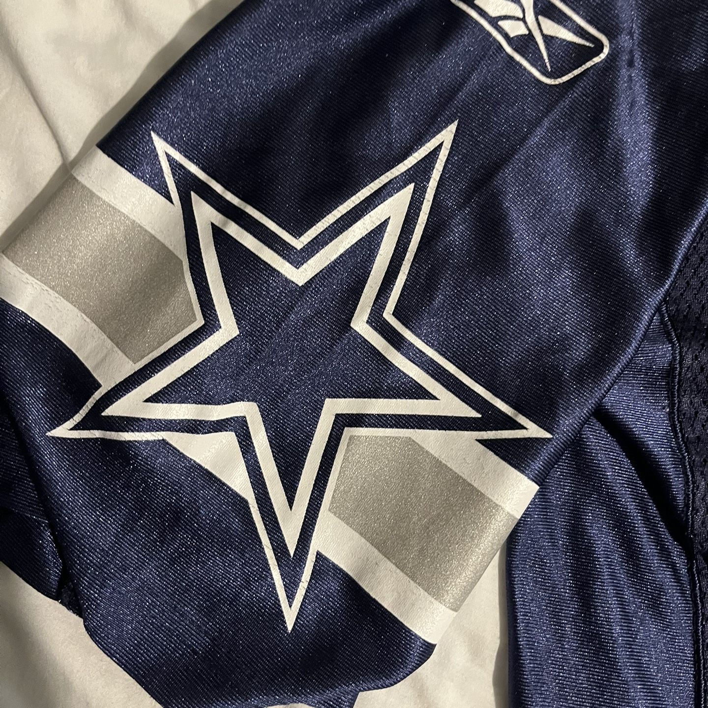 Dallas Cowboys Tony Romo NFL Football Jersey Size Youth L for Sale in San  Antonio, TX - OfferUp