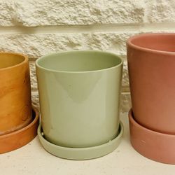 set of three plant pots 7"x6"