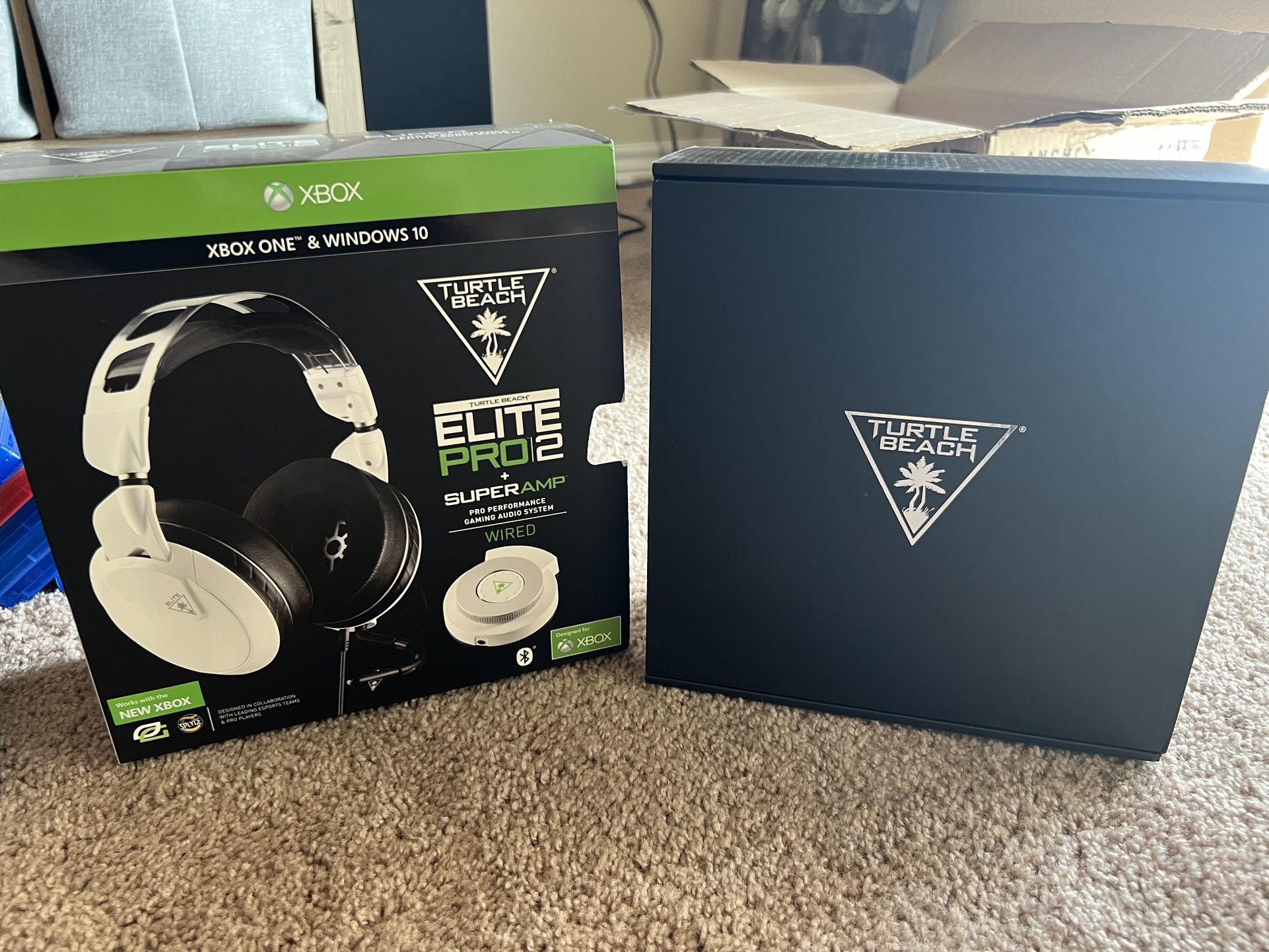 Microsoft Surface Windows 10/ Tablet