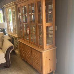 China cabinet 799