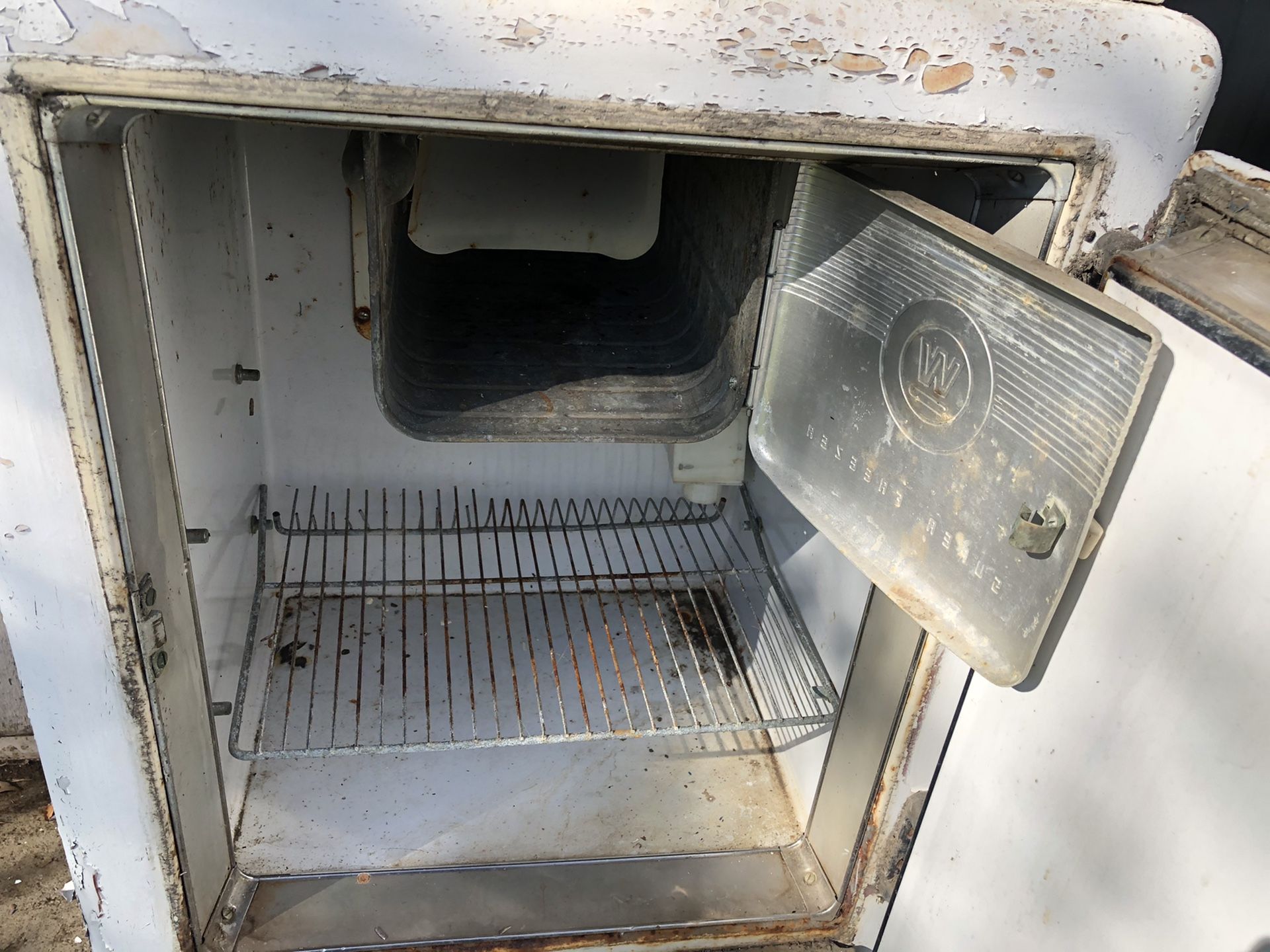 Vintage Westinghouse Refrigerator for Sale in Riverside, CA OfferUp