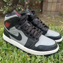 Air Jordan 1 Mid