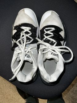 Sneakers. Kyrie