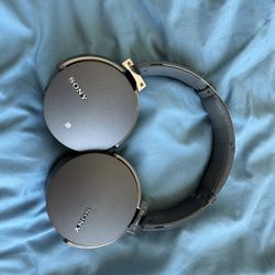 Sony MDR XB950 Bluetooth Headphones  