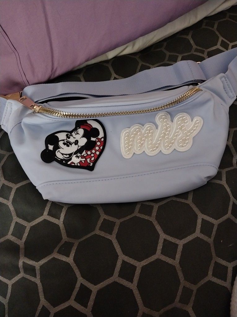 Mickey & Minnie Mrs Fanny Pack 10 Dollars 