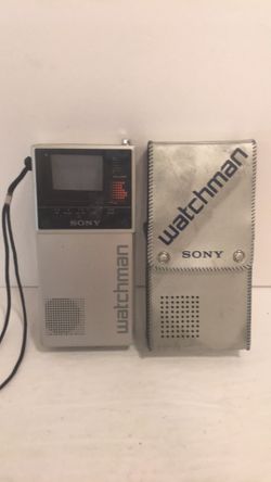 Vintage Sony Watchman very clean but does not power on. Includes case , Model# FD-20A  Parts only   WA-006