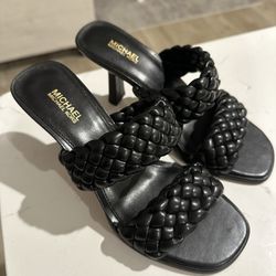 Michael Kors black braided heel size 6
