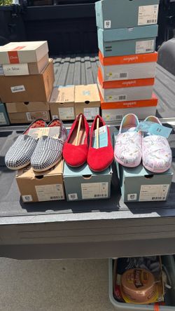 Toms women’s shoes women’s size 5