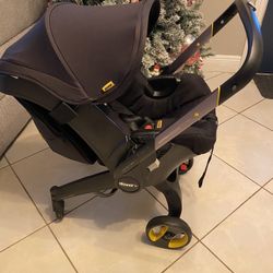 Doona Stroller With Base 