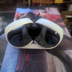 PSVR2 and controller charger