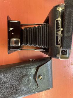 Vintage Kodak Jiffy Six-20 Camera