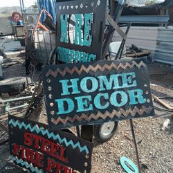 10 PCS OF OUTDOOR HOME DECOR👇CROSSROADS 👇