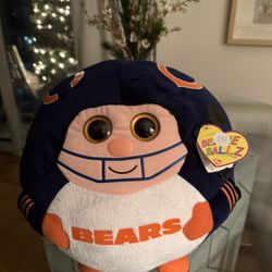 New With Tags! 2x Chicago Bears Beanie Ballz! 10$ Each 