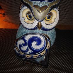 DeRosa Rinconada Royal Owl.. 10 In Approximate. Like New In Box.. Limited Edition 486/2000.. All Sales Final.