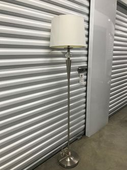 Floor lamp