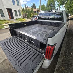 Double Drawer DECKED System (22' Toyota Tundra)