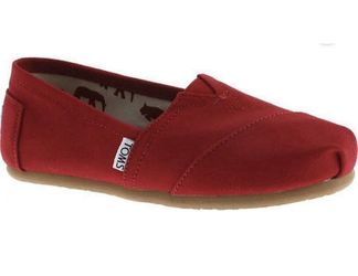 TOMS shoes size 7