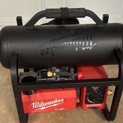 Milwaukee Fuel M18 Air Compressor