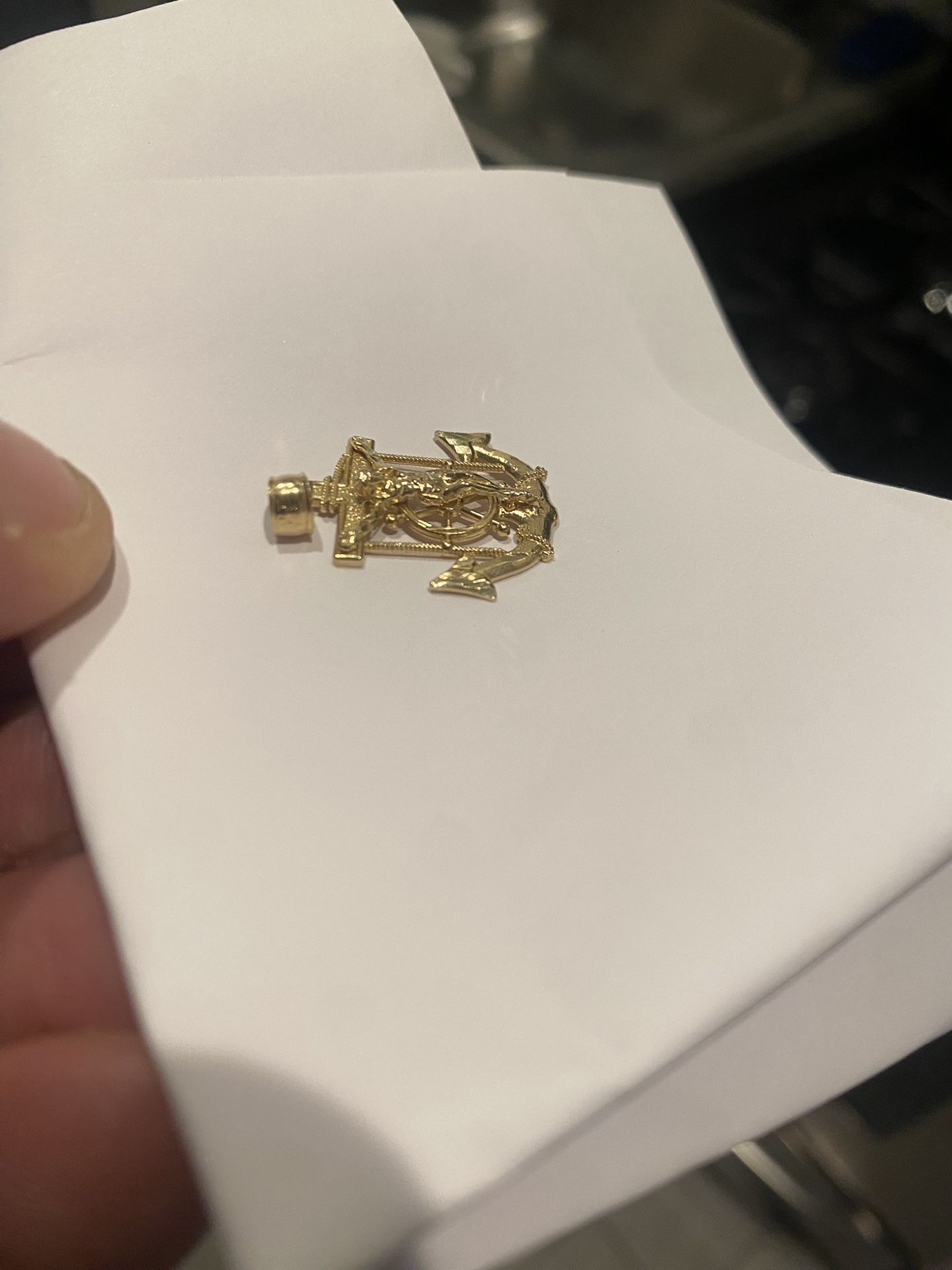 14K YELLOW GOLD ANCHOR PENDANT