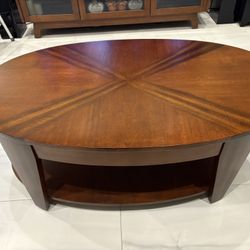 Coffee Table With A Lift