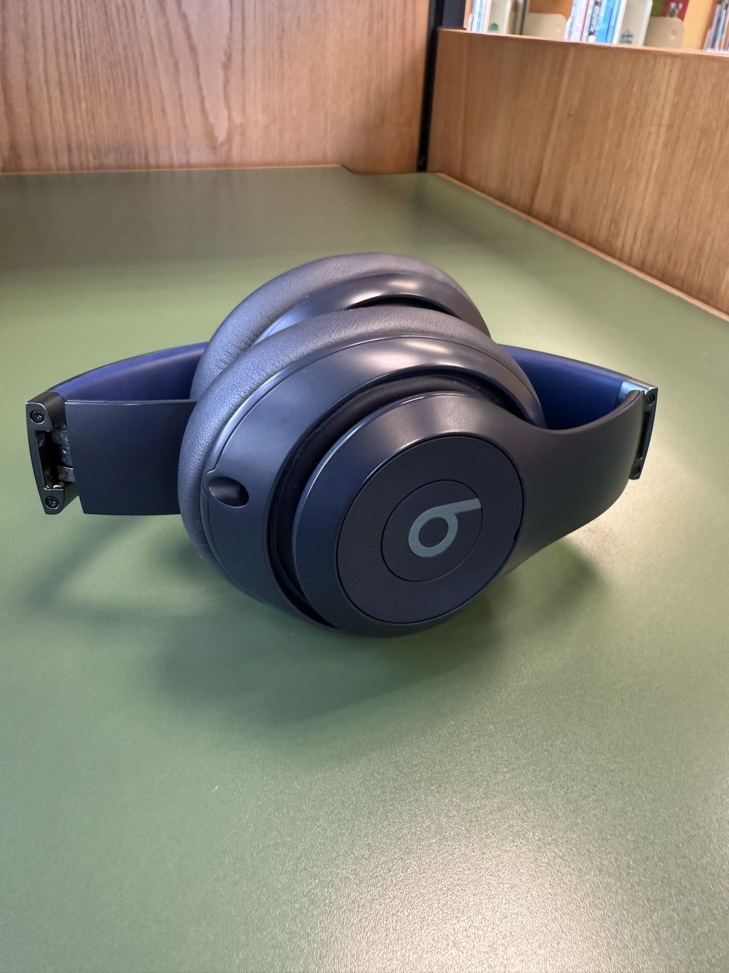 Beats Studio Pro