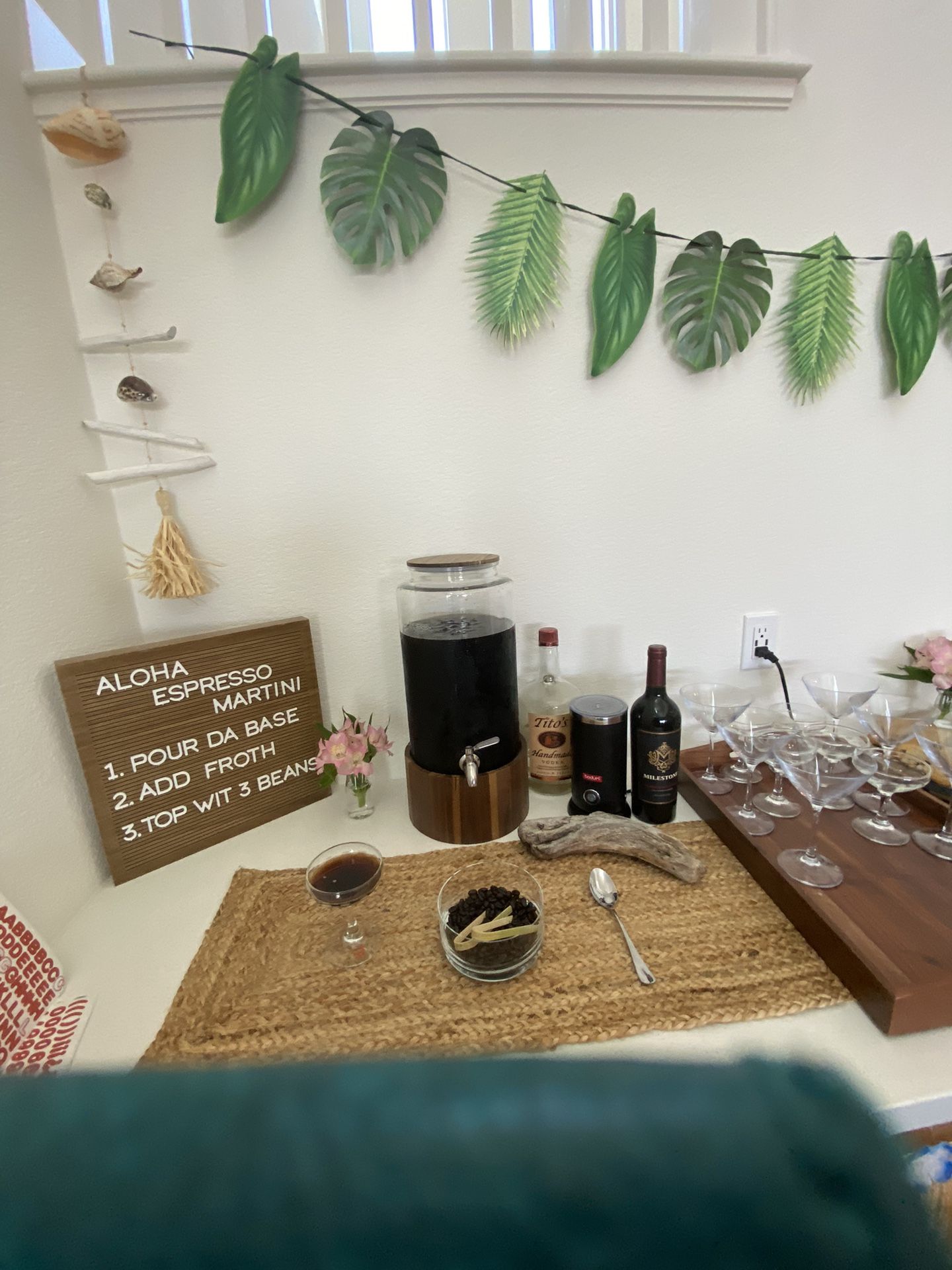 🌺 Luau in a Box – Hawaiin Party Decorations! 🌺