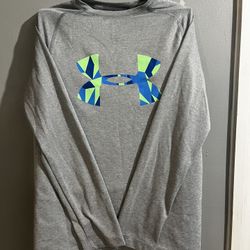 Under Armour Boy size Large