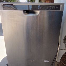 Whirlpool Dishwasher 