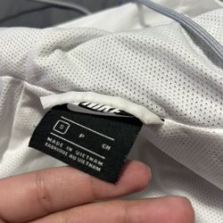 nike windbreaker jacket