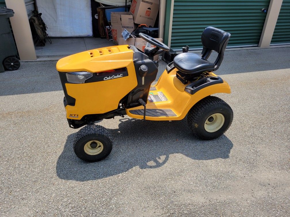 Riding Lawn Mower